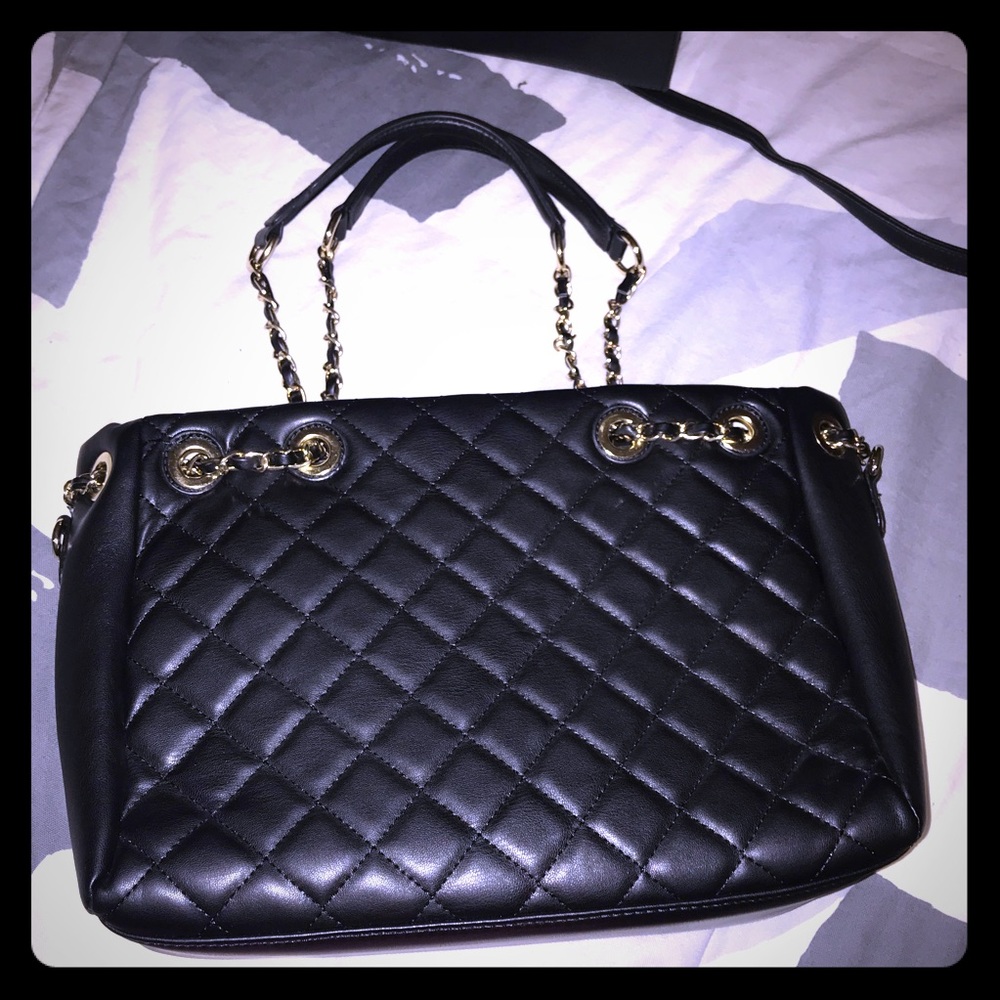 Gorgeous Black & Gold Quilted Handbag Purse